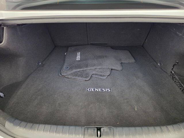 2022 Genesis G70