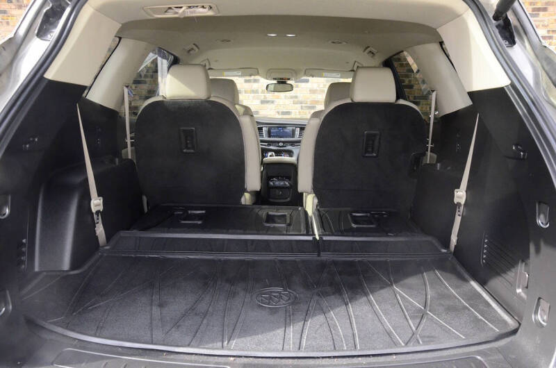 2020 Buick Enclave Essence