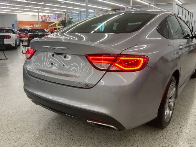 2016 Chrysler 200 S