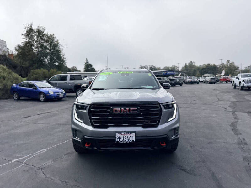 2024 GMC Acadia AT4