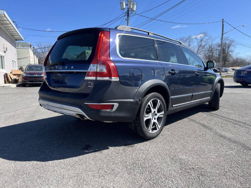 2015 Volvo XC70 T6