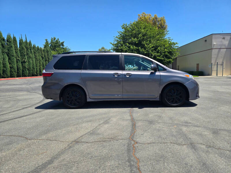 2019 Toyota Sienna