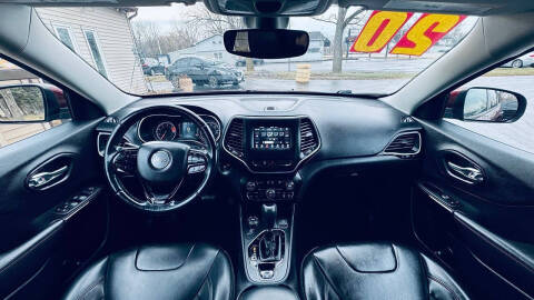 2020 Jeep Cherokee Altitude