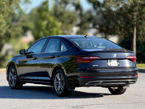 2019 Volkswagen Jetta R-Line