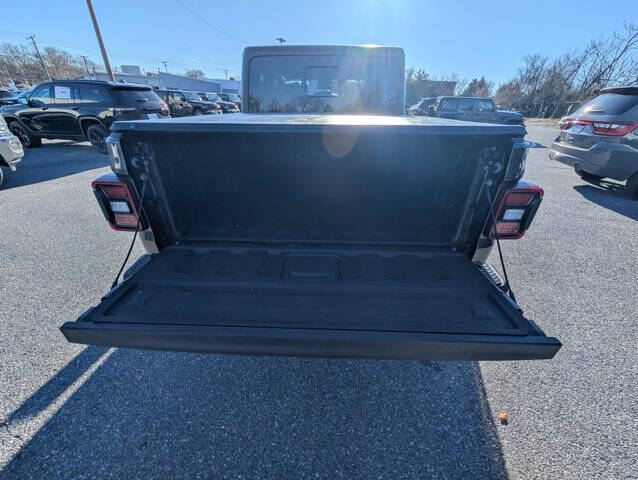 2026 Jeep Gladiator Willys