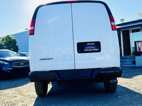 2017 Chevrolet Express 2500