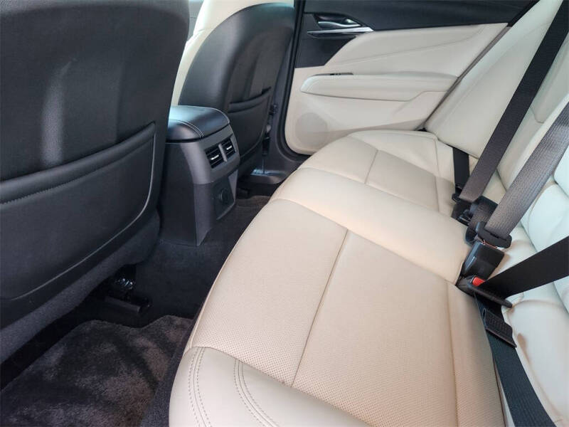 2024 Cadillac CT4 Premium Luxury