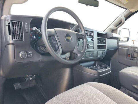 2023 Chevrolet Express LS 3500