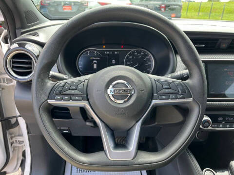 2020 Nissan Kicks SV