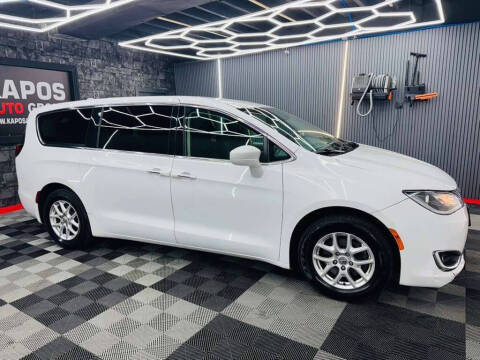 2020 Chrysler Pacifica Touring