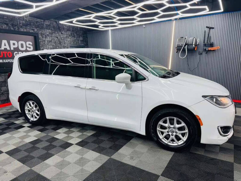 2020 Chrysler Pacifica Touring