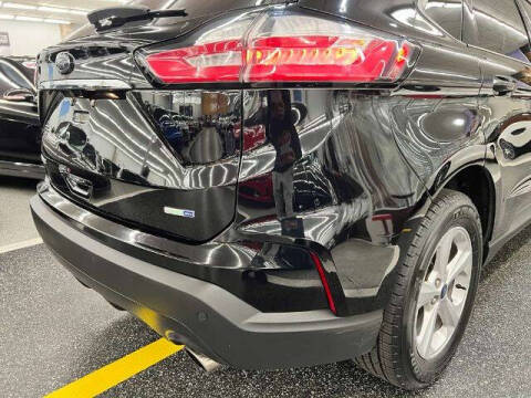 2020 Ford Edge SE
