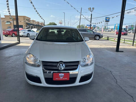 2007 Volkswagen Jetta for sale at Car World Center in Victoria TX
