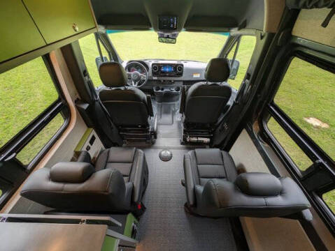 2024 Mercedes-Benz Sprinter 2500