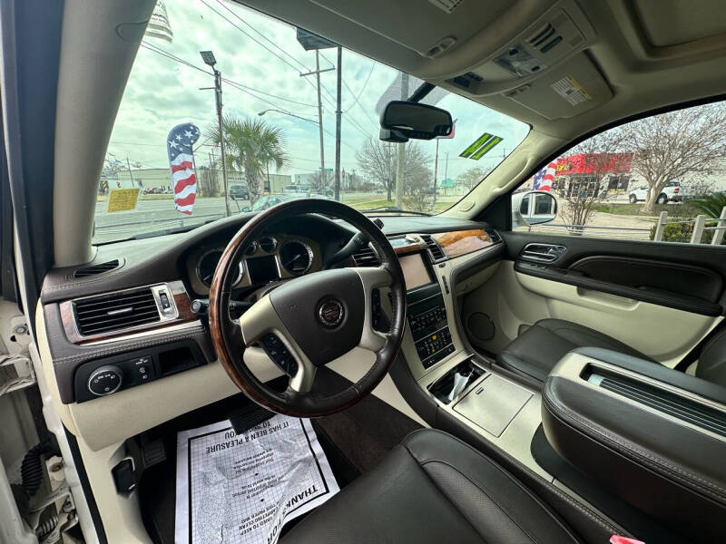 2014 Cadillac Escalade Platinum