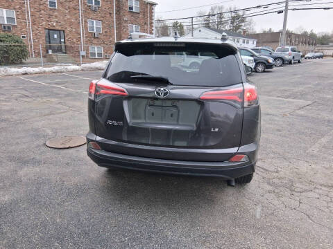 2017 Toyota RAV4 LE
