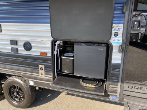 2021 Forest River Cherokee Grey Wolf 26DBH