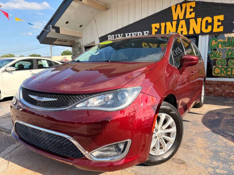 2019 Chrysler Pacifica Touring Plus