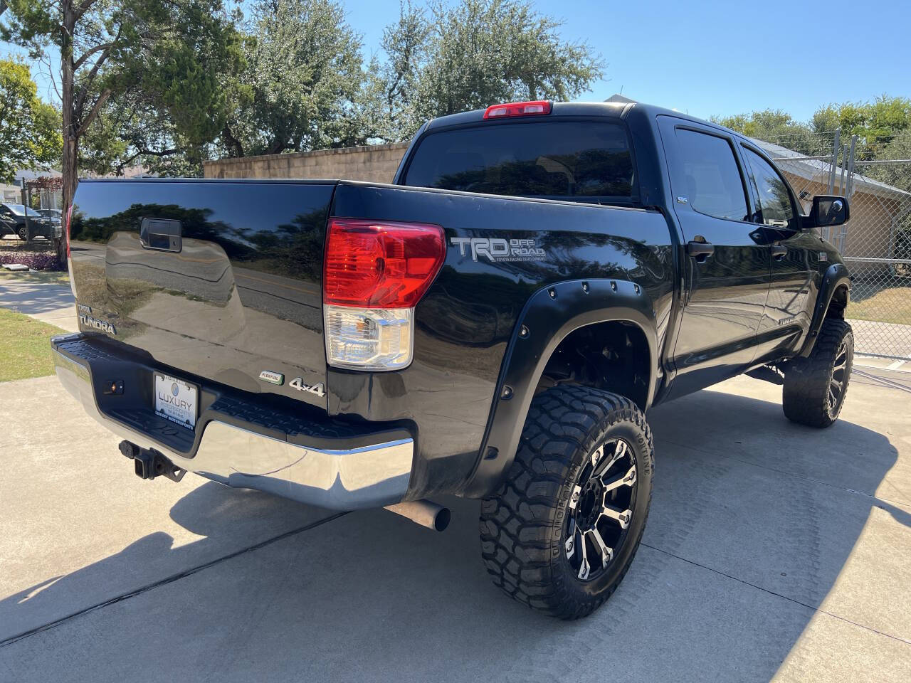 Used Car 2010 Toyota Tundra  Grade 4x4 4dr Crewmax Cab Pickup Sb (5.7l V8 Ffv) For Sale Under $20,000 In Austin, Texas