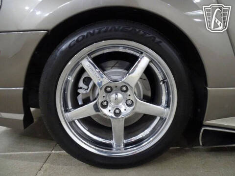 2002 Ford Mustang GT Deluxe