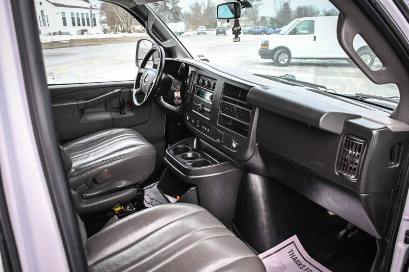 2021 Chevrolet Express 2500