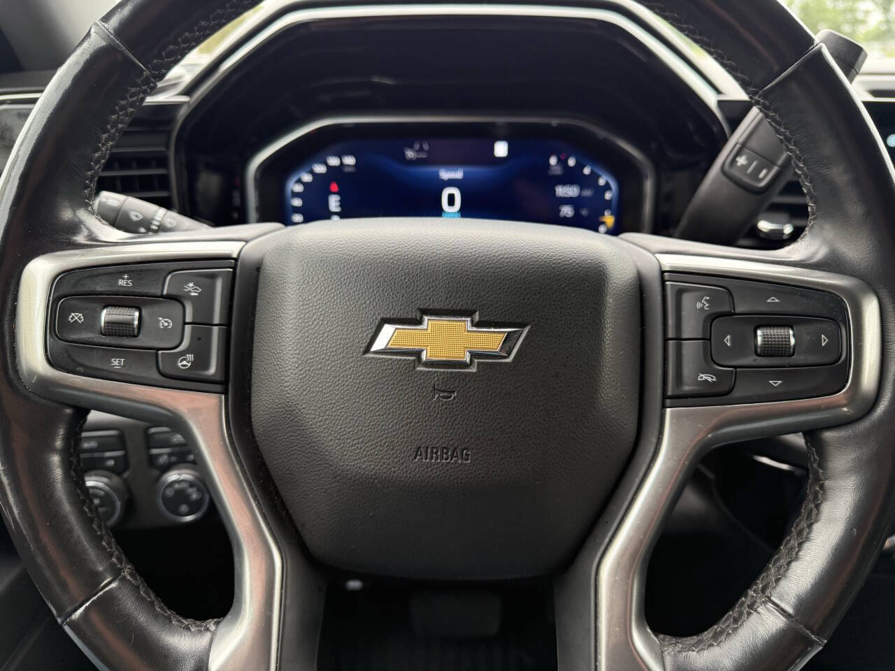 2022 Chevrolet Silverado 1500 LT photo 19