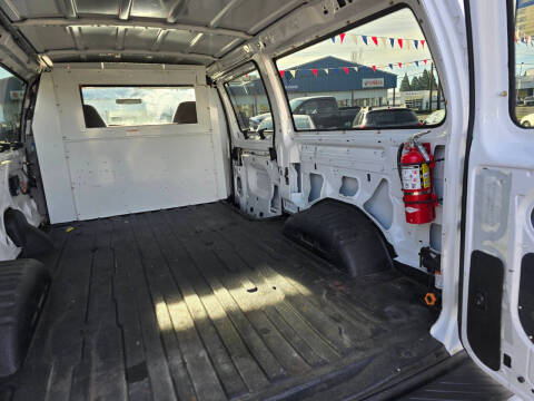 2002 Ford E-Series E-250