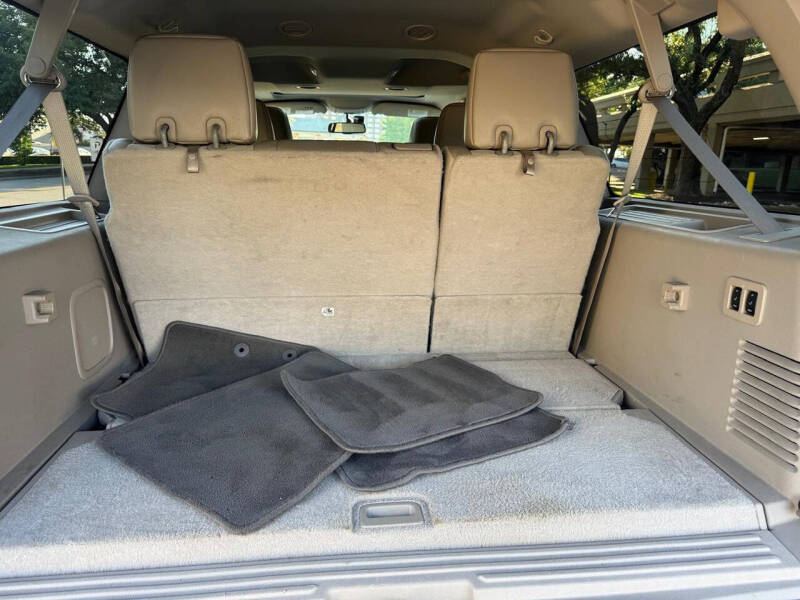 2012 Lincoln Navigator L