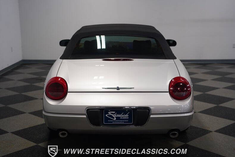 2004 Ford Thunderbird Deluxe