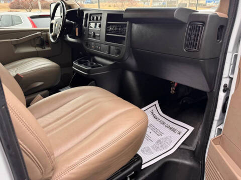 2019 Chevrolet Express 2500