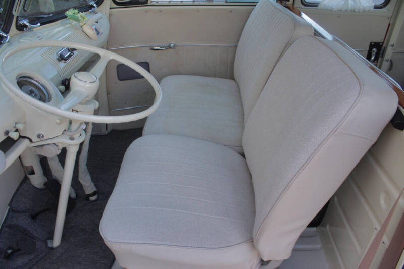 1972 Volkswagen Bus