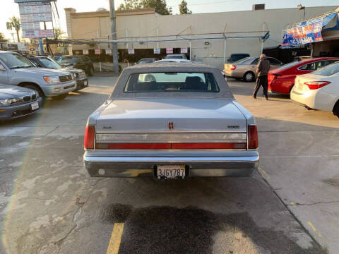 1989 Lincoln Town Car