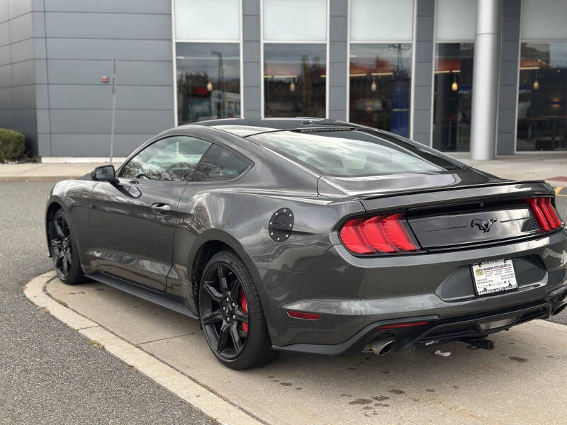 2020 Ford Mustang EcoBoost Premium