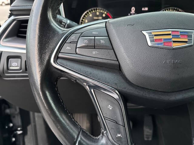 2022 Cadillac XT5 Luxury