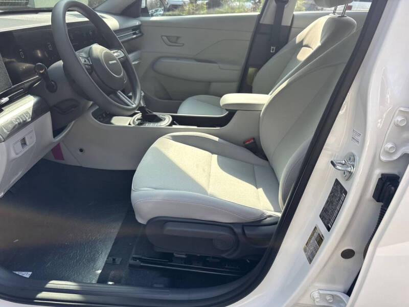 2026 Hyundai Kona SE