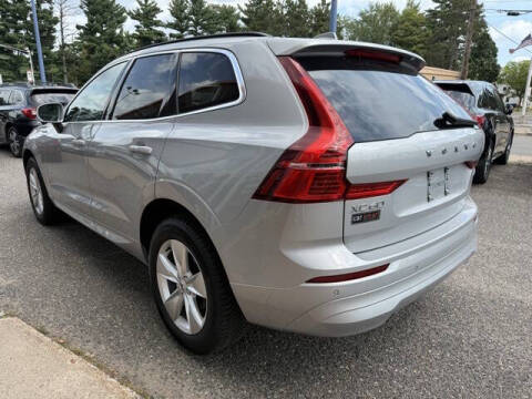 2022 Volvo XC60 B5 Momentum