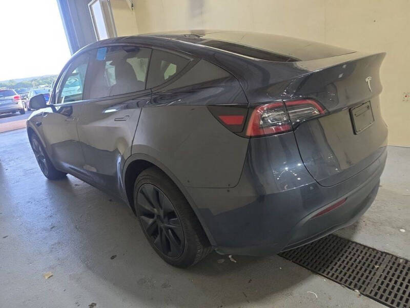 2024 Tesla Model Y Long Range