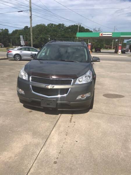 2011 Chevrolet Traverse for sale at Safeway Motors Sales in Laurinburg NC