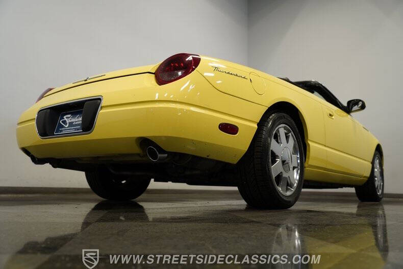 2002 Ford Thunderbird Deluxe