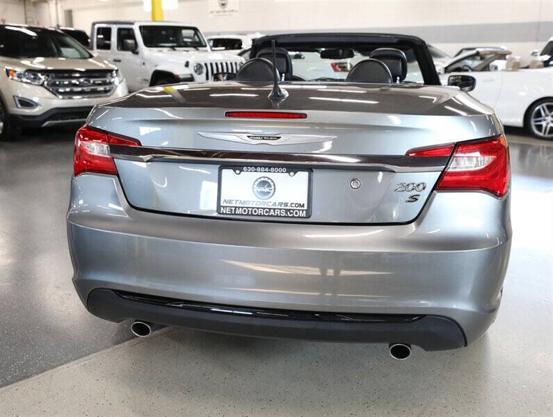 2011 Chrysler 200 S