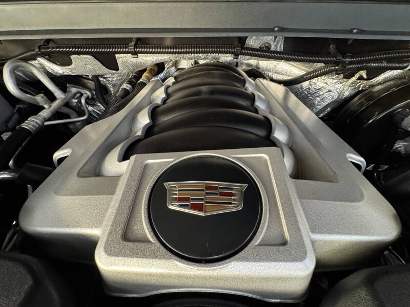 2017 Cadillac Escalade Luxury