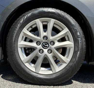 2017 Mazda MAZDA3 Sport