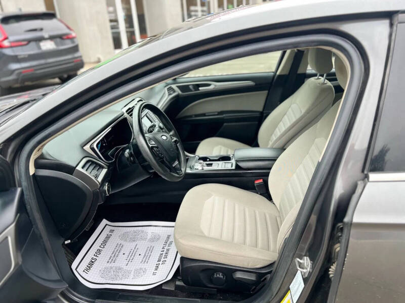 2017 Ford Fusion Hybrid S