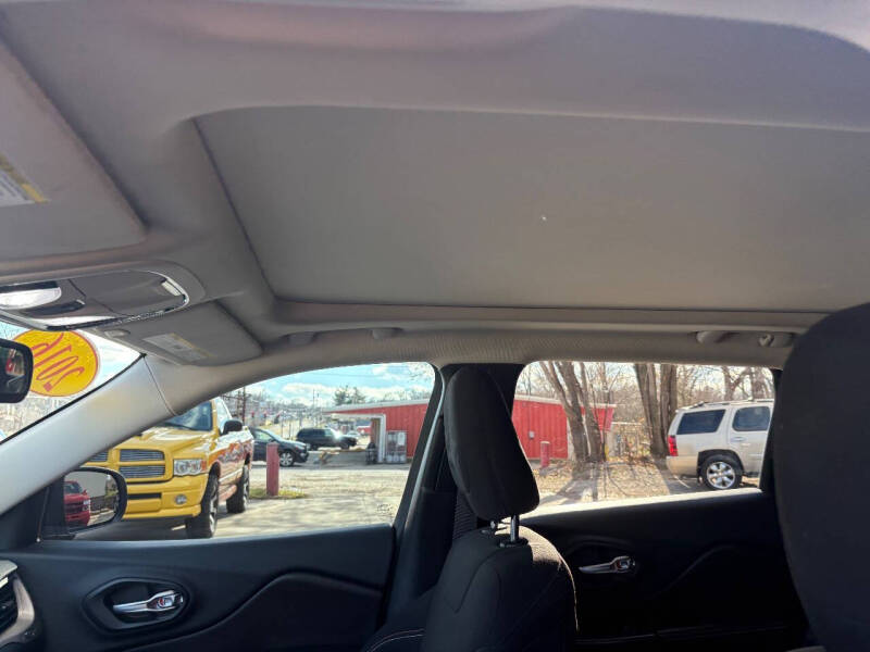 2016 Jeep Cherokee Latitude 75th Anniversary