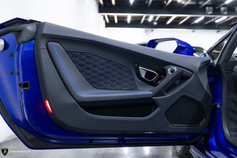 2023 Lamborghini Huracan Tecnica