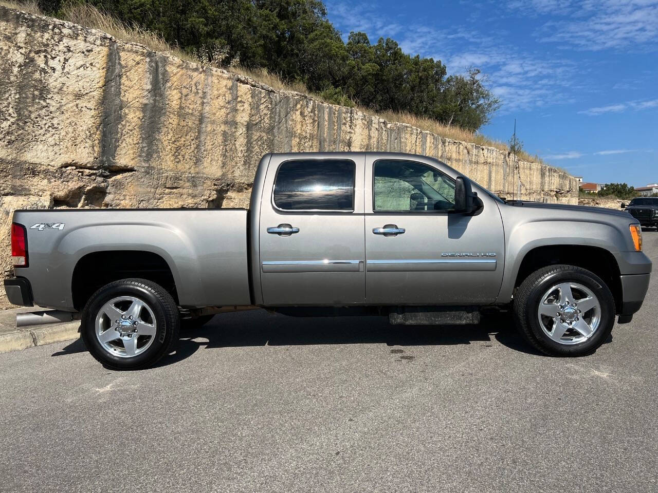 2014 GMC Sierra 2500HD for sale at HP MOTORS in San Antonio, TX