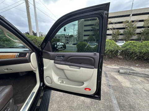 2011 Cadillac Escalade ESV Platinum Edition