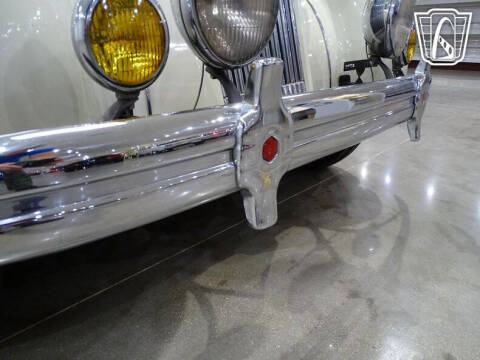 1936 Packard Eight Sedan
