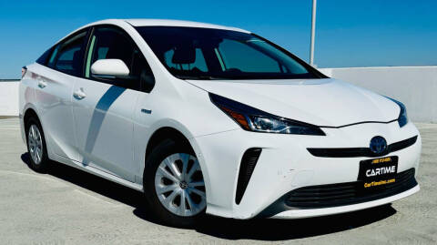 2022 Toyota Prius LE