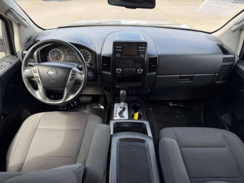 2014 Nissan Titan